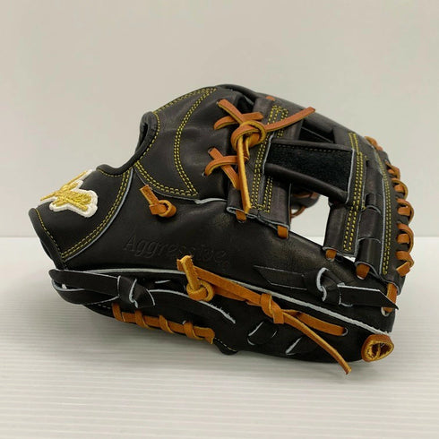 久保田スラッガー KUBOTA SLUGGER 硬式 大人 一般 内野手用 グローブ グラブ 右投げ KSG-AR4 タグ付き 野球 4588