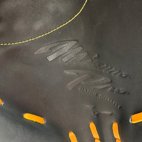 ミズノ MIZUNO ミズノプロ 硬式 大人 一般 キャッチャーミット 捕手 グローブ グラブ 右投げ 1AJCH30110 タグ付き 野球 7577
