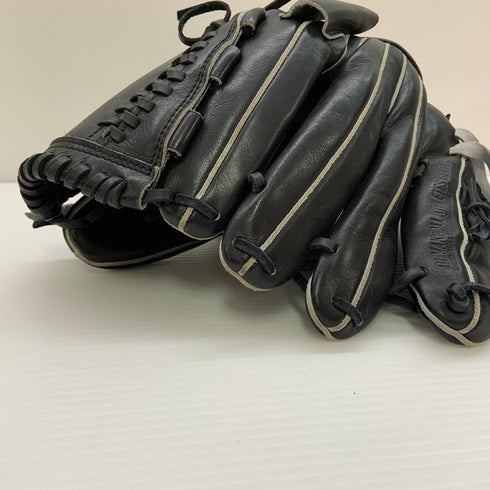 アンダーアーマー Under Armour UA QBB0077 硬式 大人 一般 投手用 グローブ ピッチャー グラブ 右投げ 中古品 野球 8772