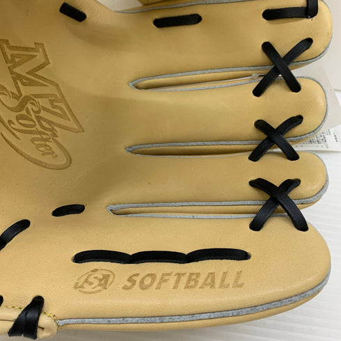 ミズノ MIZUNO MZ Softer ソフトボール用 大人 一般 内野手用 グローブ グラブ 右投げ タグ付き グローブ袋付き 野球 7428