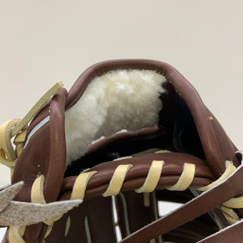 ウィルソン Wilson ウィルソンスタッフ 硬式 大人 一般 外野手用 グローブ グラブ 右投げ WBW102927 タグ付き グローブ袋付き 野球 6835