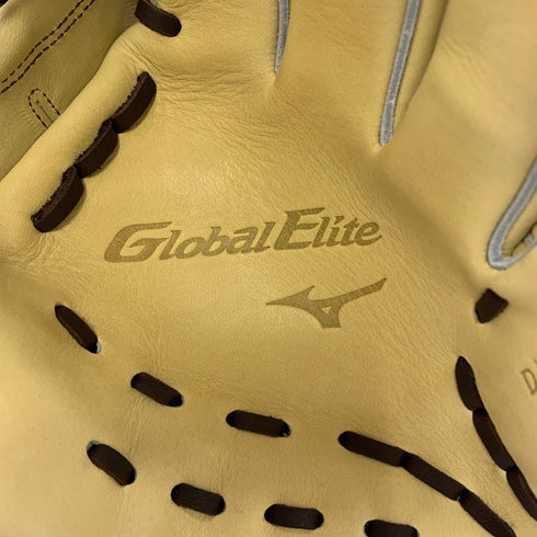 ミズノ MIZUNO グローバルエリート 軟式 大人 一般 投手用 グローブ ピッチャー グラブ 右投げ 1AJGR33201 タグ付き 野球 7997