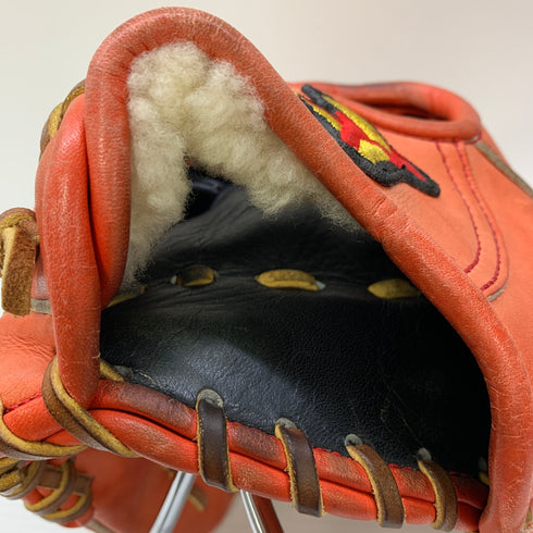 ワールドペガサス WORLD PEGASUS THE ULTIMATE WEAPON 硬式 大人 一般 内野手用 グローブ グラブ 右投げ 中古品 野球 7202