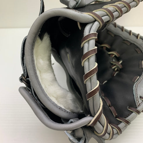 ツーウェイプレイヤー 硬式 大人 一般 ファーストミット 一塁手 グローブ グラブ 右投げ オーダー 中古品 箱付き 野球 8709