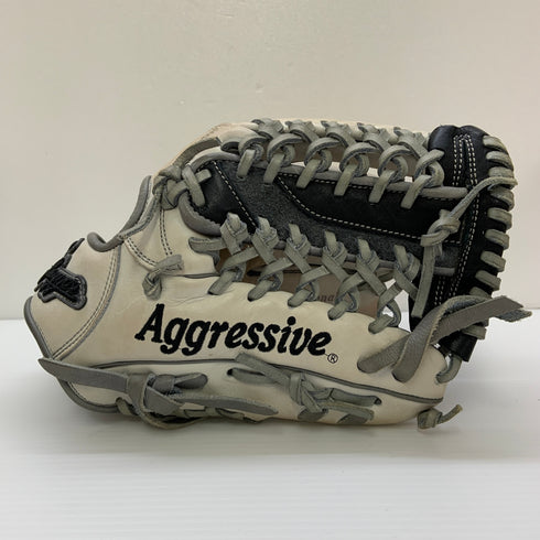 久保田スラッガー KUBOTA SLUGGER スペシャルオーダー 軟式 大人 一般 内野手用 グローブ グラブ 右投げ 中古品 野球 8200