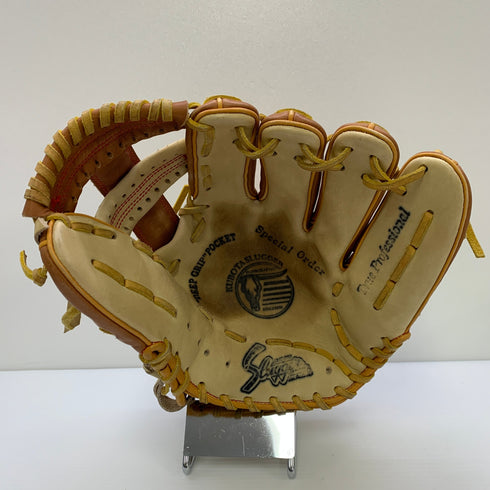 久保田スラッガー KUBOTA SLUGGER 軟式 大人 一般 内野手用 グローブ グラブ 右投げ オーダー 中古品 野球 8549