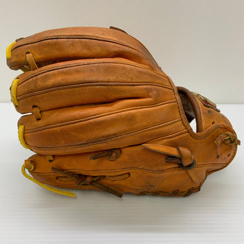 ウィルソン Wilson ウィルソンスタッフ Wilson Staff DO型 硬式 大人 一般 内野手用 グローブ グラブ 右投げ 中古品 野球 9000
