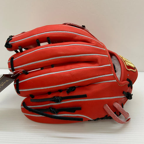 ウィルソン Wilson ウィルソンスタッフ 硬式 大人 一般 外野手用 グローブ グラブ 右投げ WBW101087 タグ付き 野球 6751