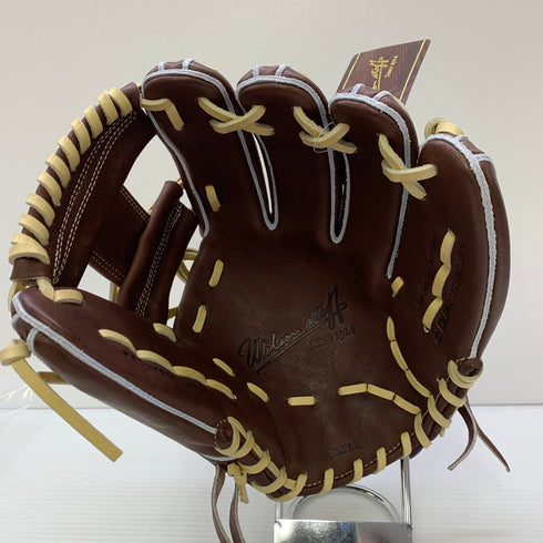 ウィルソン Wilson ウィルソンスタッフ 硬式 大人 一般 内野手用 グローブ グラブ 右投げ WBW104320 タグ付き 野球 8155