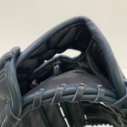 ウィルソン Wilson ウィルソンスタッフ ベア 硬式 大人 一般 投手用 グローブ ピッチャー グラブ 右投げ WBW103630 中古品 野球 6164