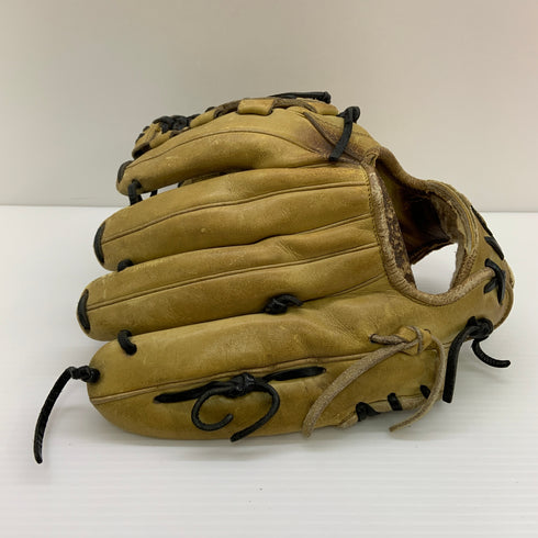 ベースマン BASEMAN BM 硬式 大人 一般 内野手用 グローブ グラブ 右投げ 中古品 野球 8788