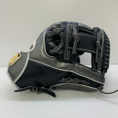 ウィルソン Wilson ワナビーヒーロー 軟式 大人 一般 内野手用 グローブ グラブ 右投げ RHV86H 中古品 野球 6483