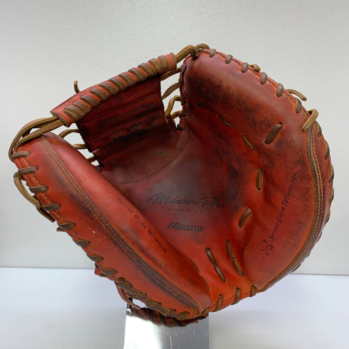 ミズノ MIZUNO ミズノプロ 硬式 大人 一般 キャッチャーミット 捕手 グローブ グラブ 右投げ 1AJCH18200 中古品 野球 6249