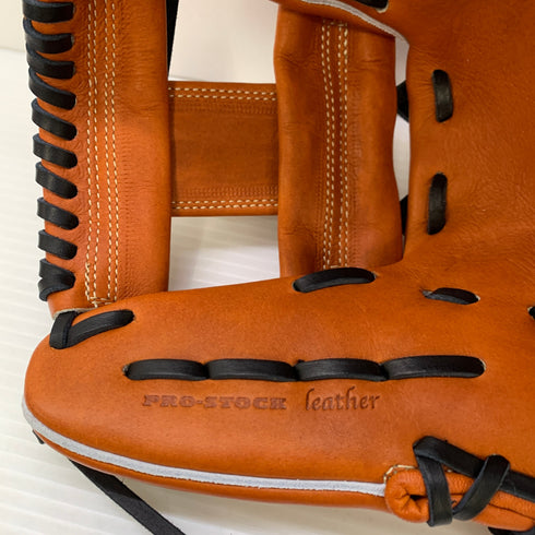 ウィルソン Wilson ウィルソンスタッフ 硬式 大人 一般 内野手用 グローブ グラブ 右投げ WBW104316 タグ付き グローブ袋付き 野球 8110