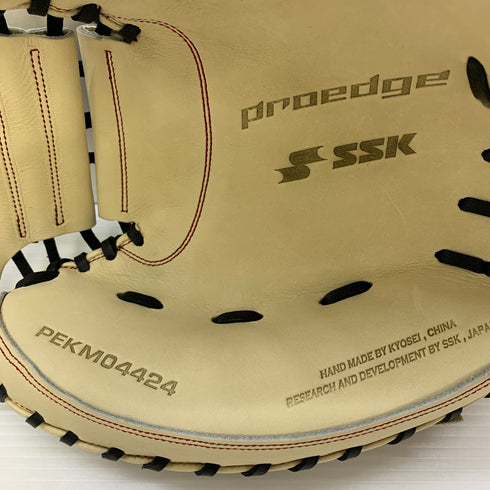 エスエスケイ SSK プロエッジ 硬式 大人 一般 キャッチャーミット 捕手 グローブ グラブ 右投げ PEKM04424 タグ付き 野球 7433