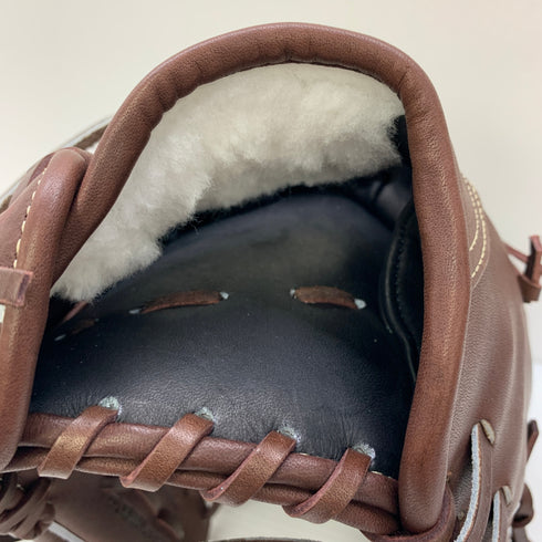 ウィルソン Wilson ウィルソンスタッフ 硬式 大人 一般 投手用 グローブ ピッチャー グラブ 右投げ WBW102888 タグ付き 野球 7503