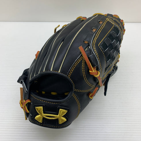 アンダーアーマー Under Armour UA 軟式 大人 一般 オールラウンド グローブ グラブ 右投げ 1366706 中古品 グローブ袋付き 野球 8192