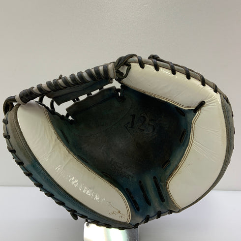 ルイスビルスラッガー Louisville Slugger 軟式 大人 一般 キャッチャーミット 捕手 グローブ グラブ 右投げ 中古品 野球 8923