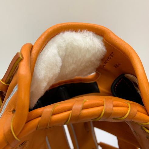 ウィルソン Wilson ウィルソンスタッフ Wilson Staff WBW104532 硬式 大人 一般 内野手用 グローブ グラブ 右投げ タグ付き 野球 8487