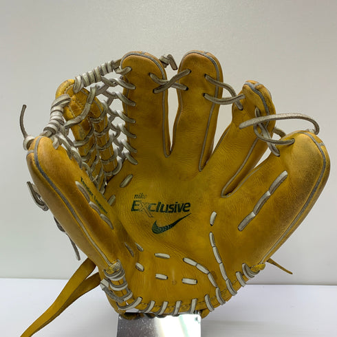 ナイキ NIKE EXCLUSIVE 軟式 大人 一般 外野手用 グローブ グラブ 右投げ 中古品 野球 9906