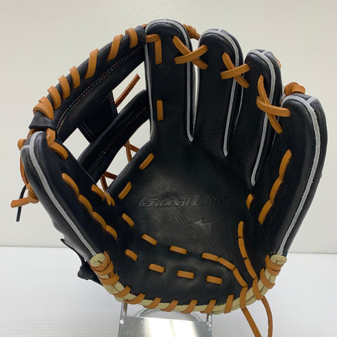 ミズノ MIZUNO グローバルエリート ソフトボール用 大人 一般 内野手用 グローブ グラブ 右投げ 1AJGS32313 タグ付き 野球 6118