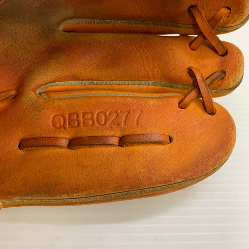 アンダーアーマー Under Armour UA 軟式 大人 一般 内野手用 グローブ グラブ 右投げ QBB0277 中古品 野球 8119