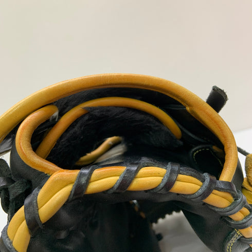 ミズノ MIZUNO 1AJCS18400 ソフトボール用 大人 一般 キャッチャーミット 捕手 グローブ グラブ 右投げ 中古品 野球 8946