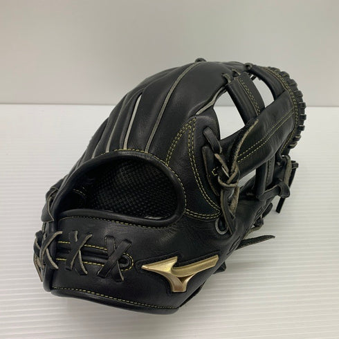 中古品 ミズノ MIZUNO グローバルエリート 軟式 内野手用グローブ 1AJGR24513 袋付き 3808