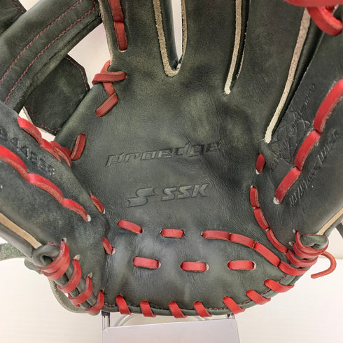 エスエスケイ SSK プロエッジ proedge PEK84423F 硬式 大人 一般 内野手用 グローブ グラブ 右投げ 中古品 野球 1083