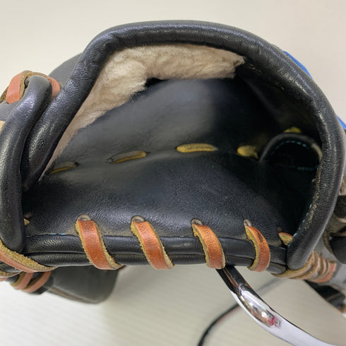 アトムズ ATOMS 硬式 大人 一般 内野手用 グローブ グラブ 右投げ 中古品 野球 8123