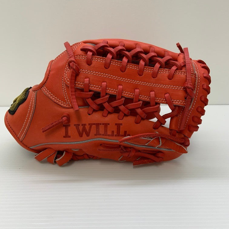中古品 アンダーアーマー UNDER ARMOUR 軟式 外野手用グローブ QBB0253 5678 中古品 アンダーアーマー UNDER ARMOUR 軟式 外野手用グローブ QBB0253