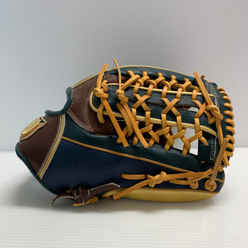 ウィルソン Wilson ワナビーヒーロー 軟式 大人 一般 オールラウンド グローブ グラブ 右投げ RHW95F 中古品 野球 6327