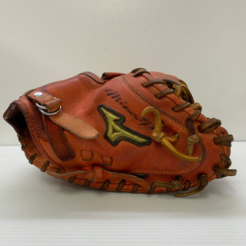 ミズノ MIZUNO ミズノプロ 硬式 大人 一般 キャッチャーミット 捕手 グローブ グラブ 右投げ 1AJCH18200 中古品 野球 6249