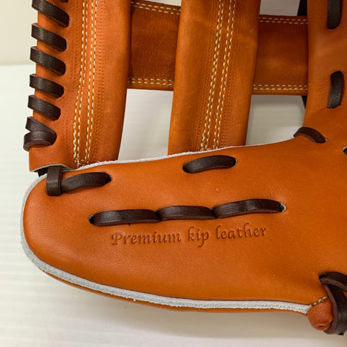 ウィルソン Wilson ウィルソンスタッフ Wilson Staff WBW104685 硬式 大人 一般 内野手用 グローブ グラブ 右投げ タグ付き 箱・グローブ袋付き 野球 1059