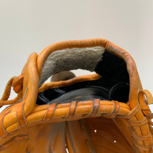 ウィルソン Wilson ベーシックラボ REQ1WB 軟式 大人 一般 投手用 グローブ ピッチャー グラブ 右投げ 中古品 野球 8807