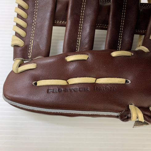 ウィルソン Wilson ウィルソンスタッフ 硬式 大人 一般 外野手用 グローブ グラブ 右投げ 中古品 野球 7566
