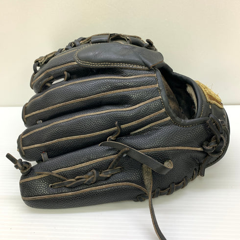ウィルソン Wilson ウィルソンスタッフ Wilson Staff 硬式 大人 一般 投手用 グローブ ピッチャー グラブ 右投げ 中古品 野球 1092