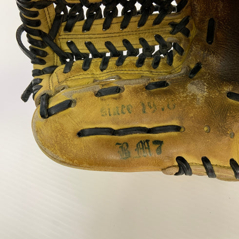 ベースマン BASEMAN BM 硬式 大人 一般 内野手用 グローブ グラブ 右投げ 中古品 野球 8788