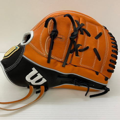 ウィルソン Wilson ウィルソンスタッフ 硬式 大人 一般 投手用 グローブ ピッチャー グラブ 右投げ 中古品 グローブ袋付き 野球 6648