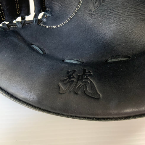 ミズノ MIZUNO グローバルエリート 軟式 大人 一般 キャッチャーミット 捕手 グローブ グラブ 右投げ 1AJGR32410 中古品 野球 8330