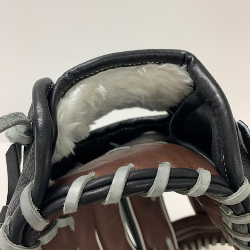 ウィルソン Wilson ワナビーヒーロー 軟式 大人 一般 内野手用 グローブ グラブ 右投げ RHJ86H 中古品 野球 6126