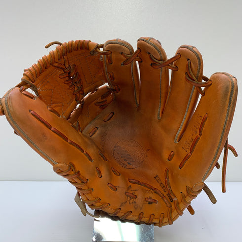 久保田スラッガー KUBOTA SLUGGER KSG-18PS 硬式 大人 一般 投手用 グローブ ピッチャー グラブ 右投げ 中古品 野球 8916