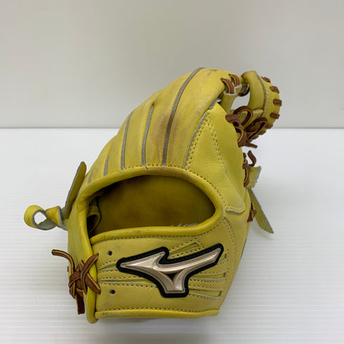 ミズノ MIZUNO グローバルエリート 軟式 大人 一般 内野手用 グローブ グラブ 右投げ 1AJGR14313 中古品 野球 5945