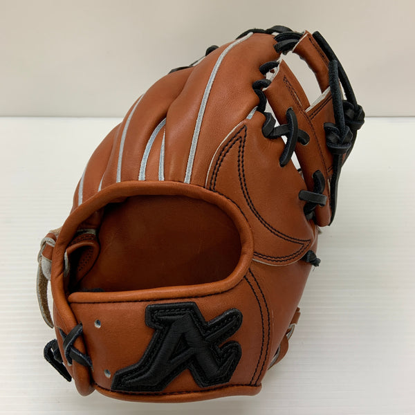 アトムズ ATOMS 内野手用展示会限定 上武職人モデル 硬式 大人 一般 内野手用 グローブ グラブ 右投げ AKG-N20S4 タグ付き 野球 6558