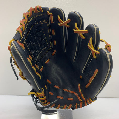 アンダーアーマー Under Armour UA 軟式 大人 一般 オールラウンド グローブ グラブ 右投げ 1366706 中古品 グローブ袋付き 野球 8192