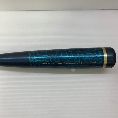 ナイキ NIKE 軟式 大人 一般 金属製バット 68DIA BT0590 401 SIGNATURE 野球 7570