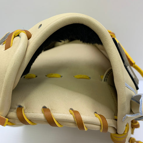 アトムズ ATOMS AT-2602 軟式 大人 一般 内野手用 グローブ グラブ 右投げ 中古品 グローブ袋付き 野球 8720