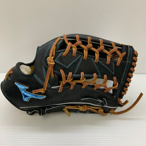 ミズノ MIZUNO グローバルエリート 梶谷型 硬式 大人 一般 外野手用 グローブ グラブ 右投げ 1AJGH23107 タグ付き 野球 7033