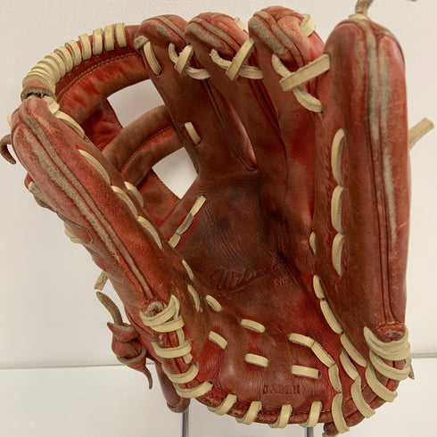 ウィルソン Wilson ウィルソンスタッフ Wilson Staff 硬式 大人 一般 内野手用 グローブ グラブ 右投げ 中古品 野球 1400