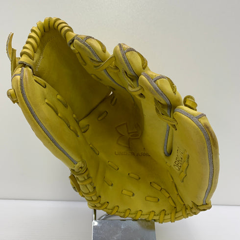 アンダーアーマー Under Armour UA 軟式 大人 一般 投手用 グローブ ピッチャー グラブ 右投げ QBB0270 中古品 野球 5947